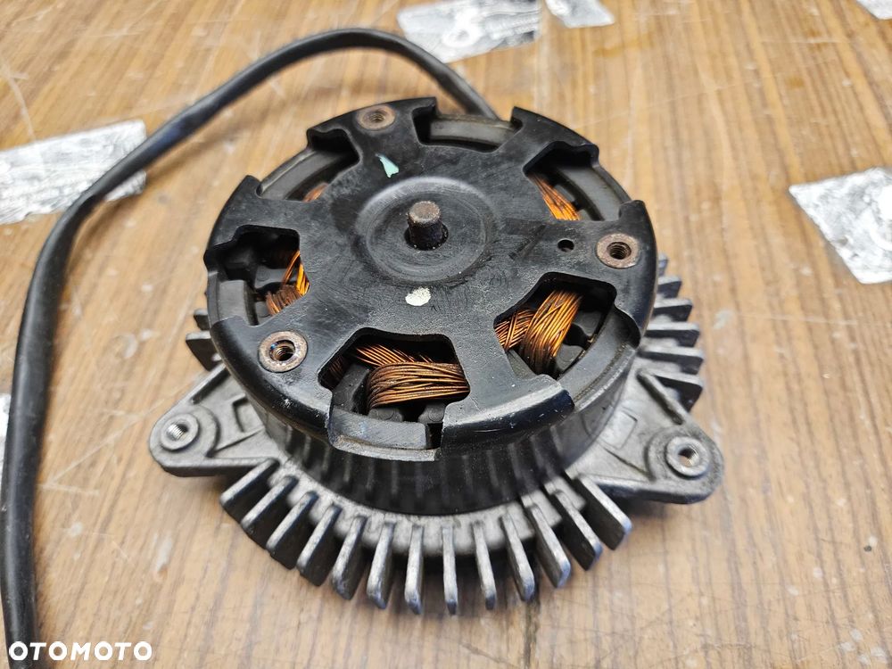 Wentylator 6937515 Silnik Wiatrak Chlodnicy Kabel Wtyczka BMW 1 3 5 E81 E87 E90 E91 E92 E60 - 12