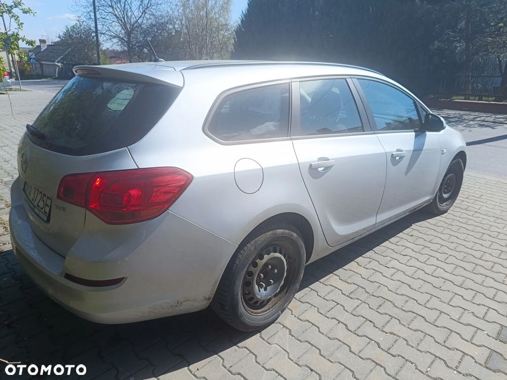 Opel Astra 1.7 CDTI DPF 150 Jahre - 4