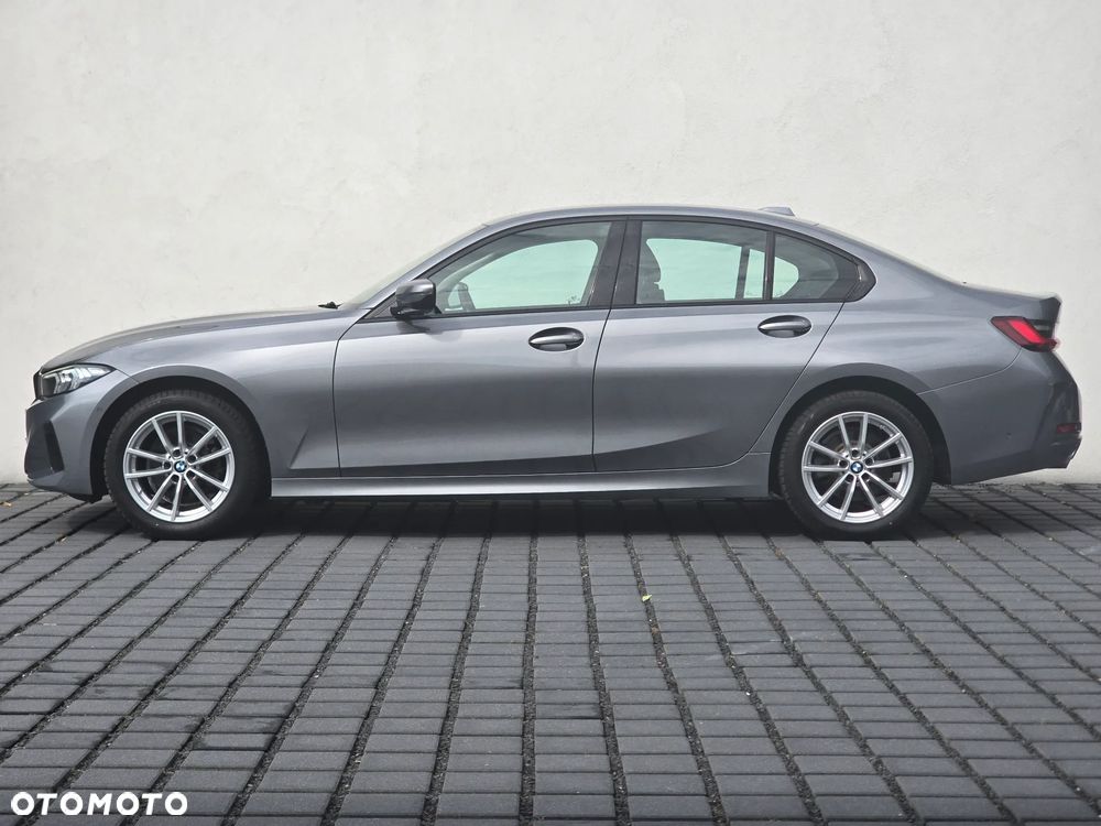 BMW Seria 3 318i - 6