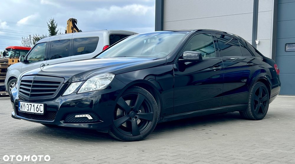 Mercedes-Benz Klasa E 250 CDI 4-Matic BlueEff Avantgarde - 29