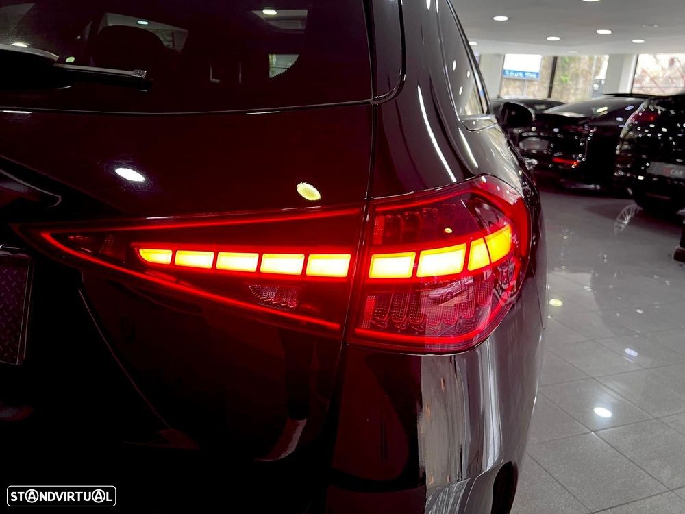 Mercedes-Benz C 300 e AMG Line - 37