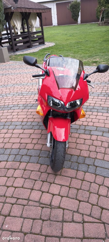 Honda VFR - 1