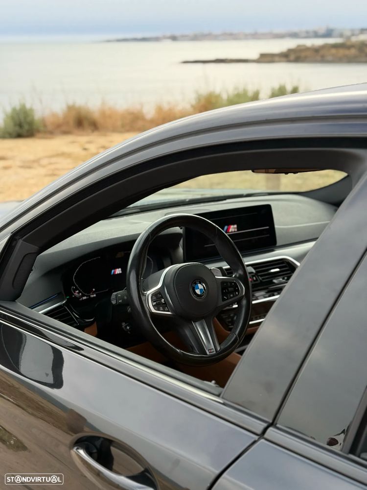 BMW 530 e Pack M - 17