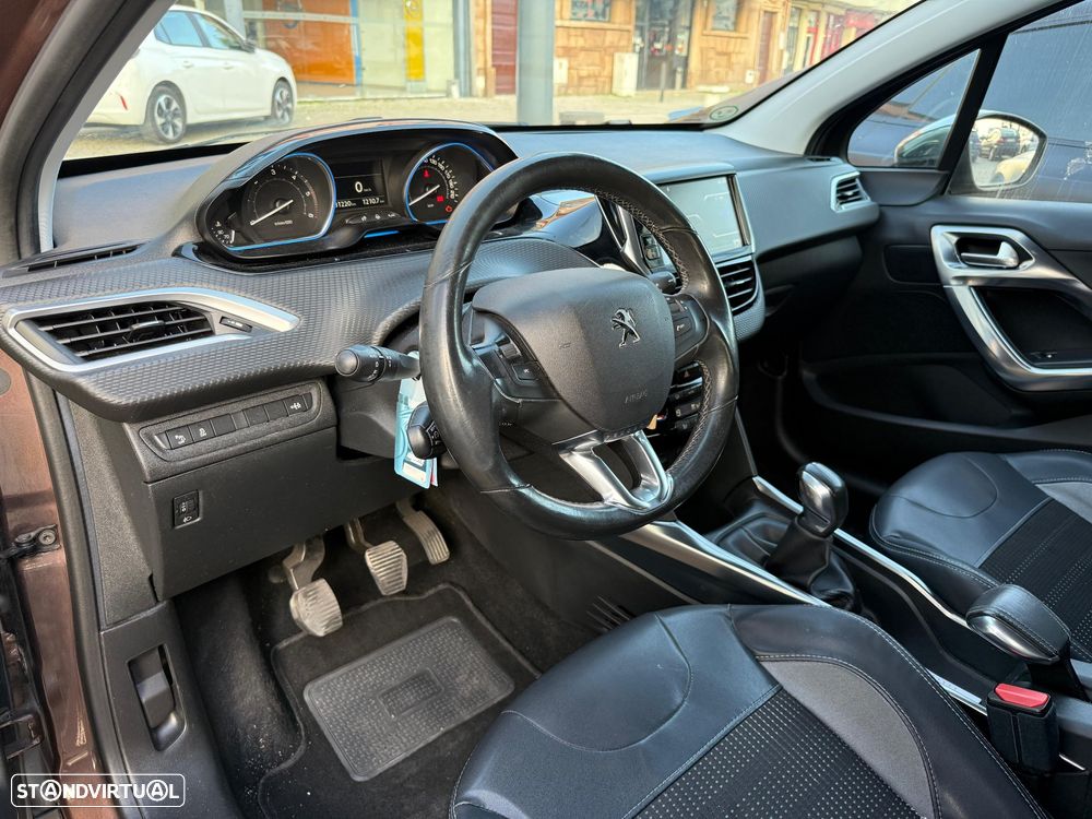 Peugeot 2008 1.4 HDi Allure - 10