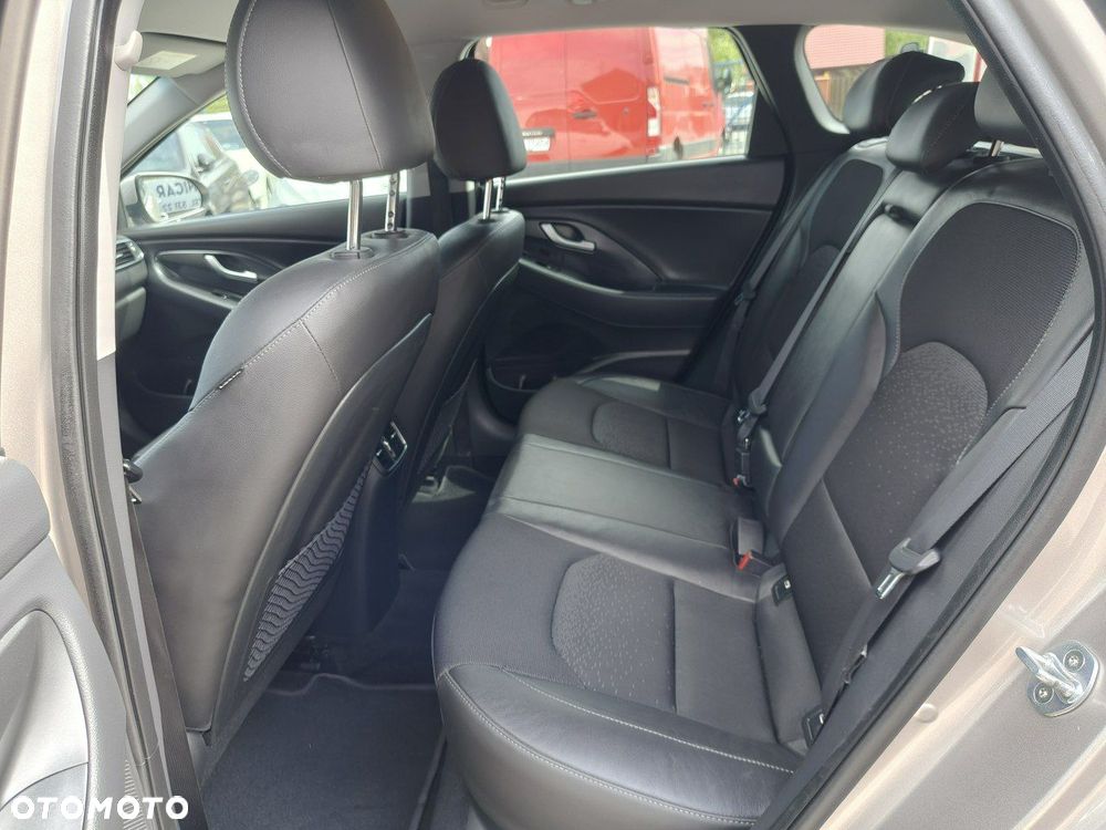 Hyundai i30 1.6 CRDI DCT Trend - 29