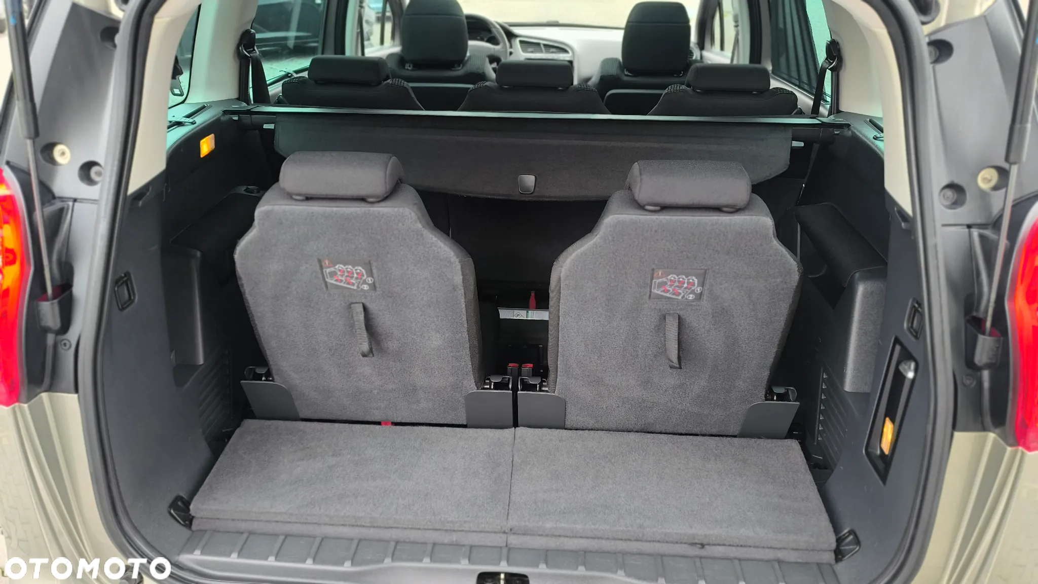 Peugeot 5008 2.0 BlueHDi Allure 7os - 27