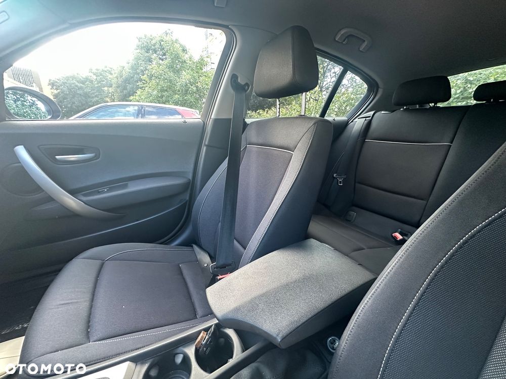 BMW Seria 1 118d - 6