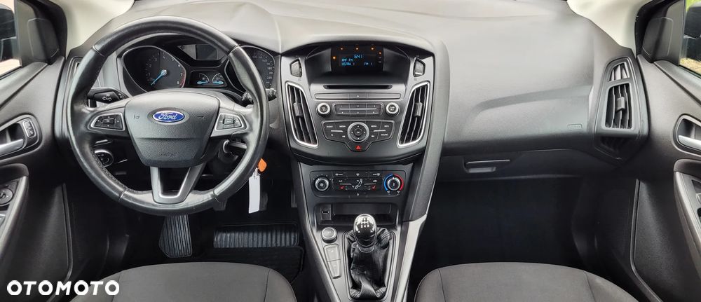 Ford Focus - 12