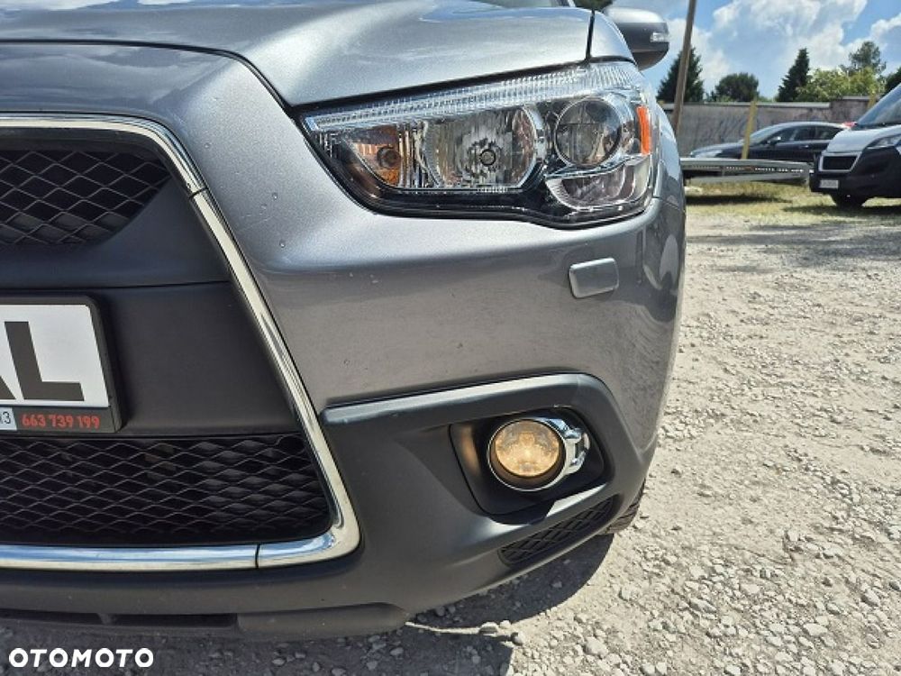Mitsubishi ASX - 8