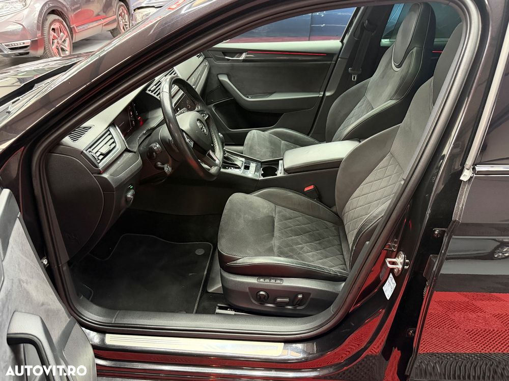 Skoda Superb 2.0 TDI DSG 4X4 Sportline - 12