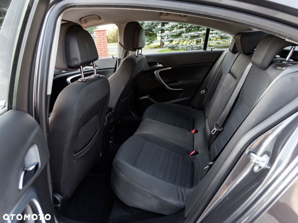 Opel Insignia - 19