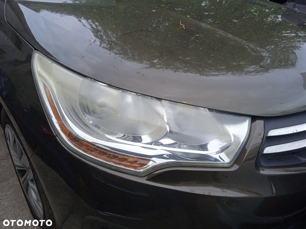 Lampa Lewa Prawa Przednia Citroen C4 - 1