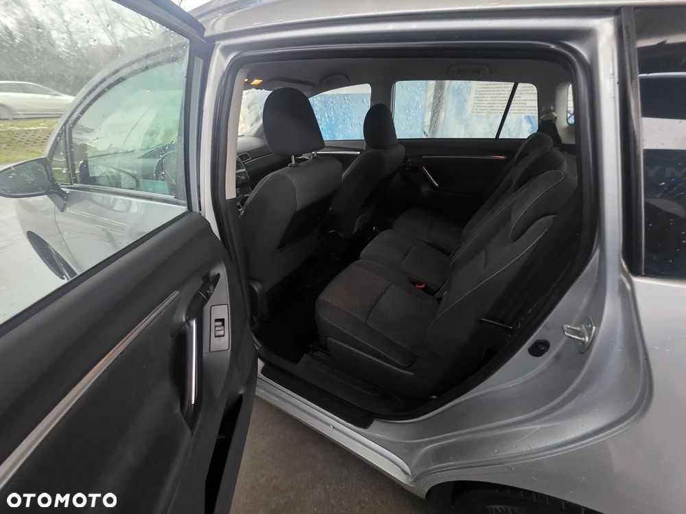 Toyota Verso 1.8 Edition - 5