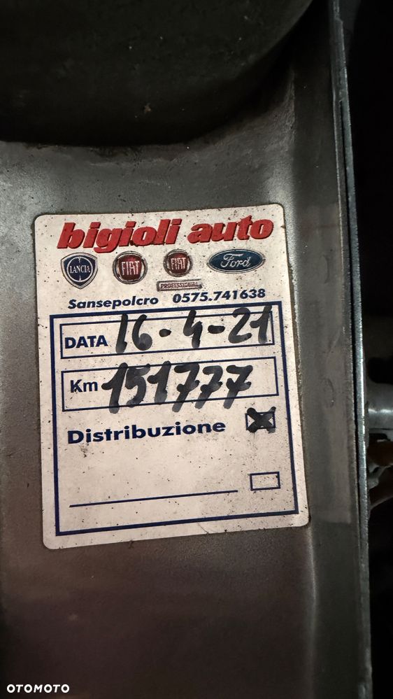 Skoda Superb 2.0 TDI DSG Ambition - 34