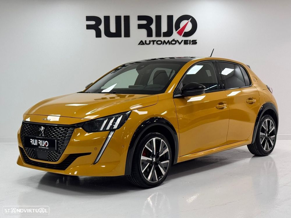 Peugeot 208 1.2 PureTech GT - 1