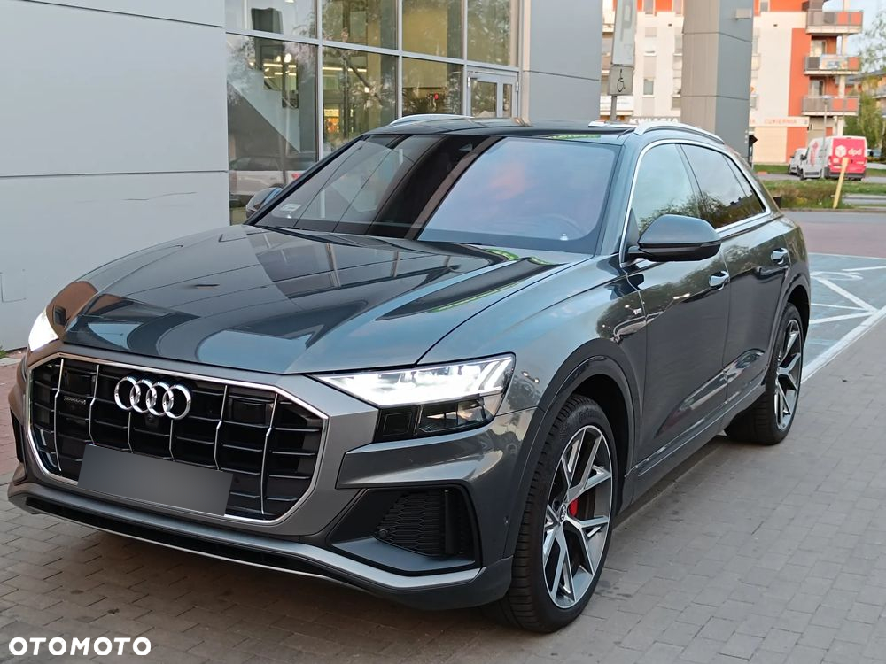 Audi Q8 - 36