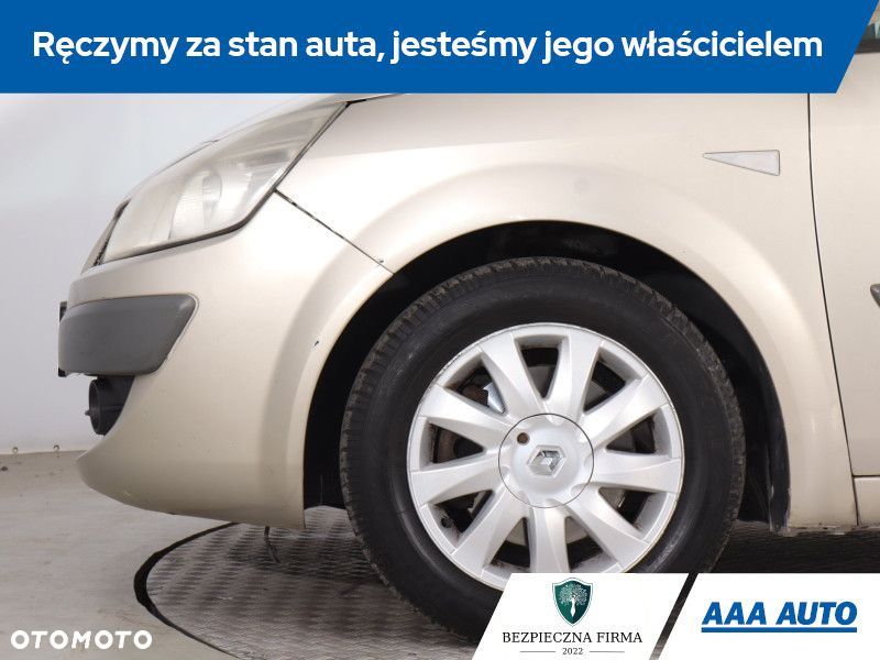 Renault Scenic - 17