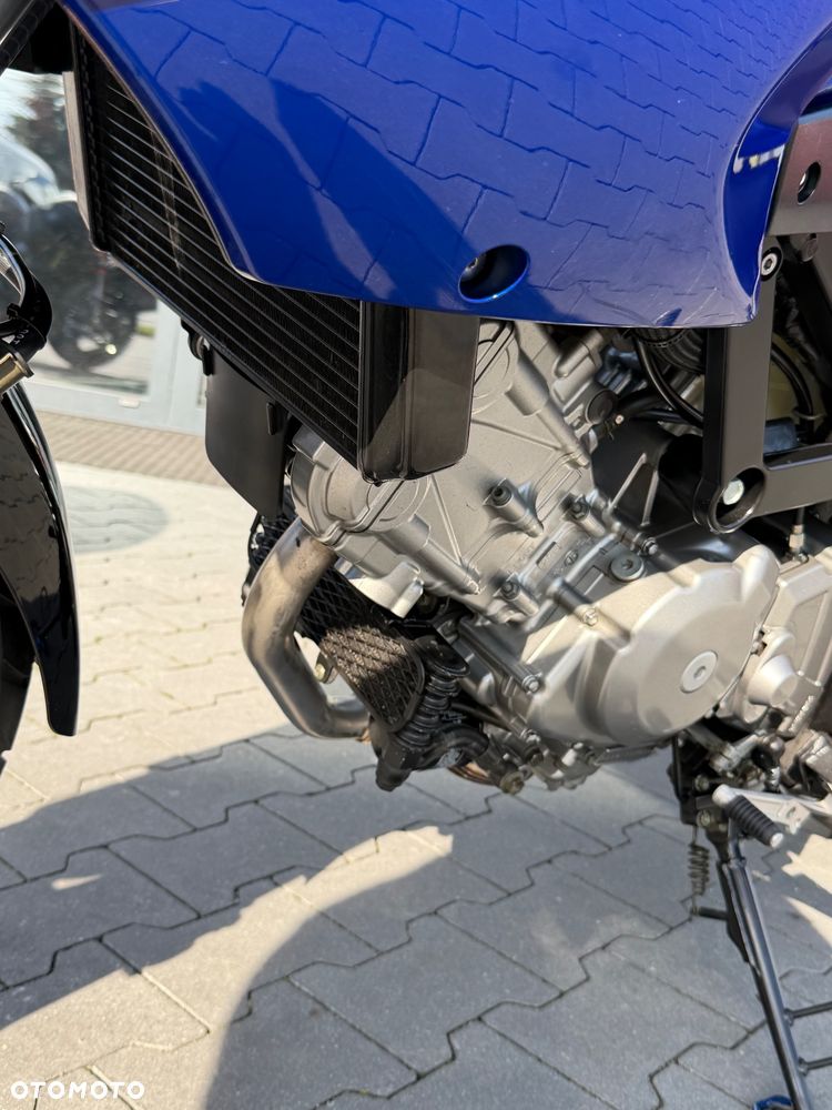 Suzuki V-STROM - 38