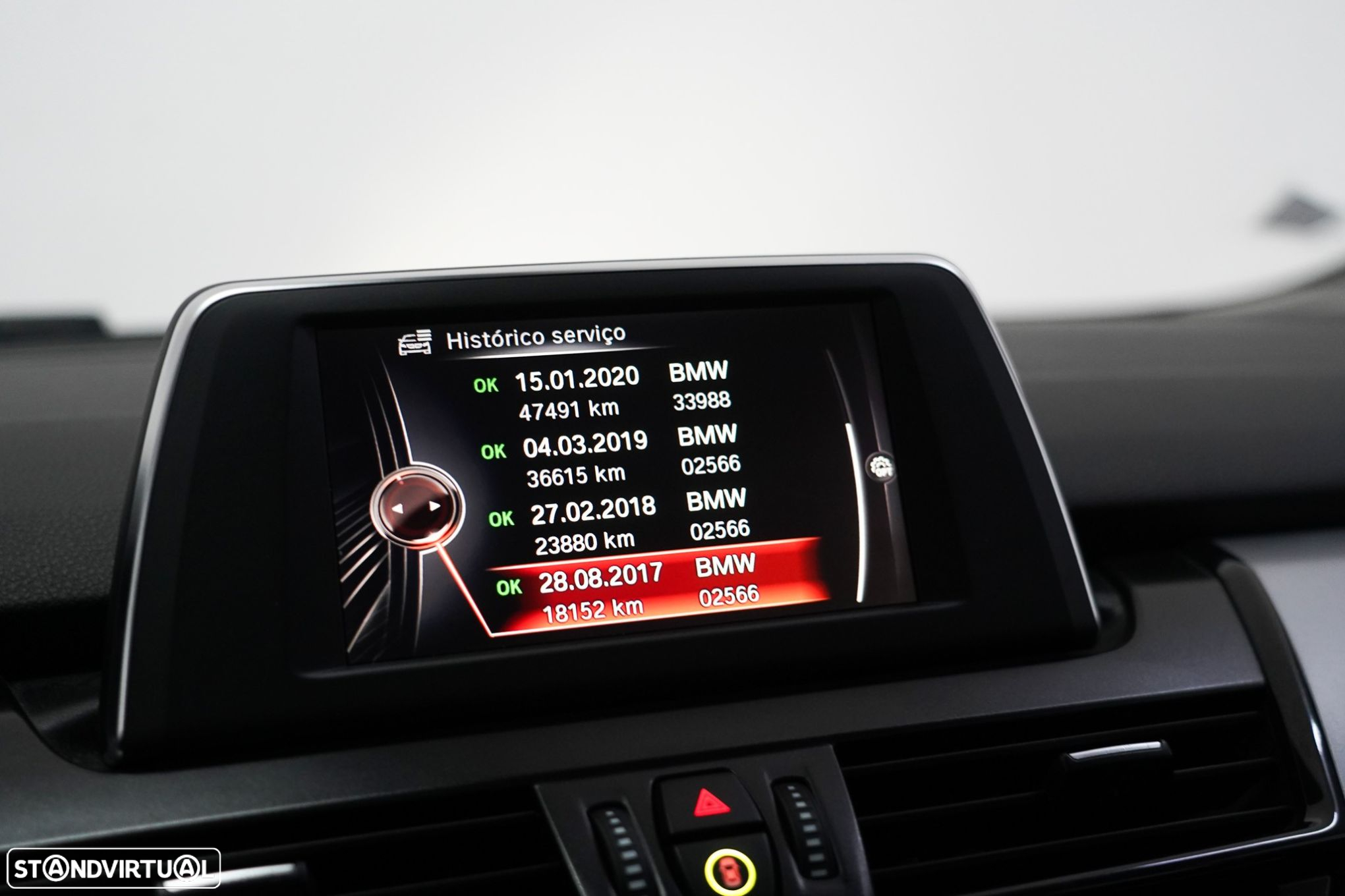 BMW 216 Gran Tourer i 7L - 14