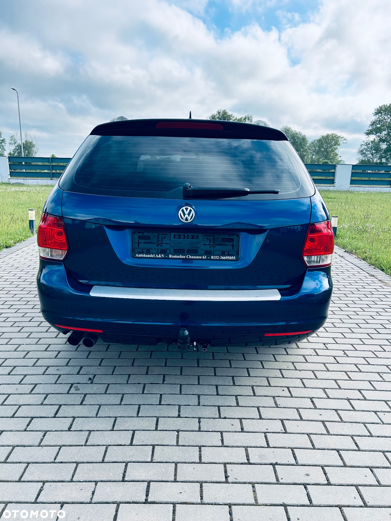 Volkswagen Golf VI 2.0 TDI Comfortline - 14