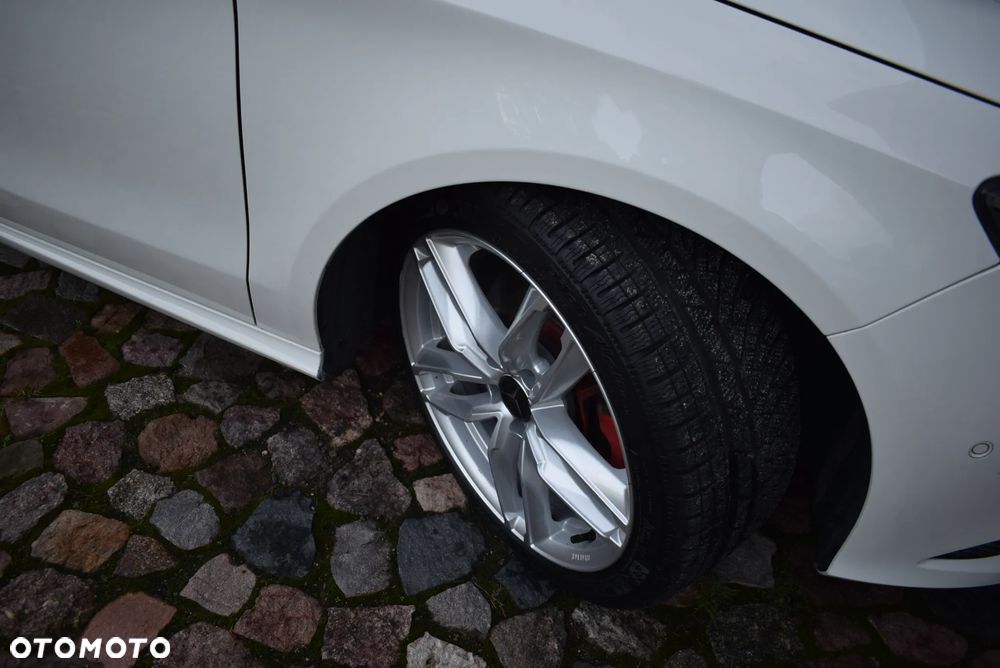 Mercedes-Benz CLA Shooting Brake 250 7G-DCT - 17