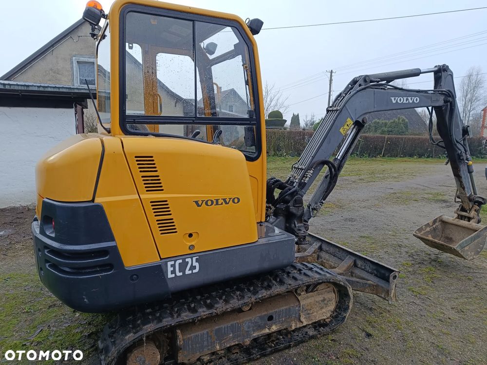 Volvo EC 25 - 4