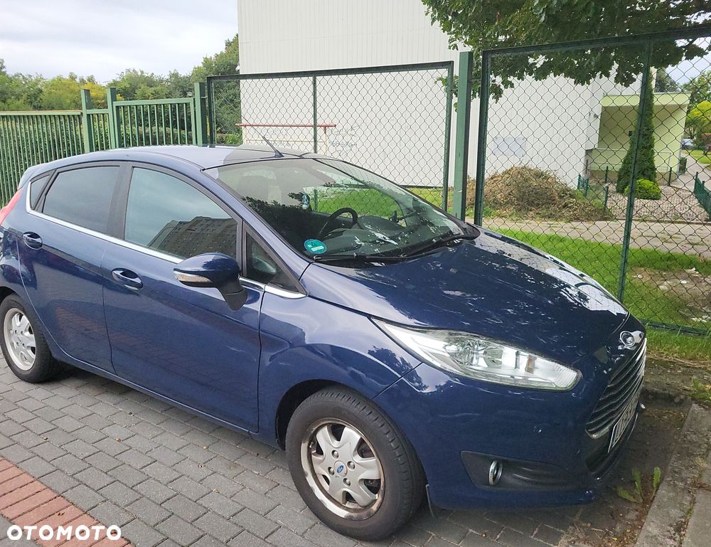 Ford Fiesta 2015 photo 2