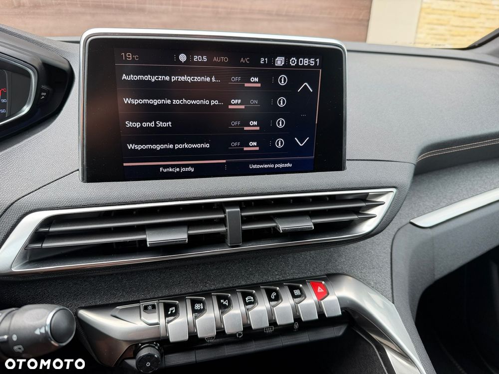 Peugeot 3008 - 17