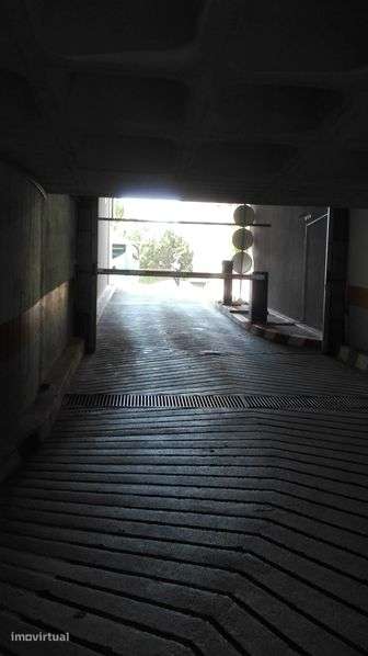 Lugar de garagem em Zeca Afonso (ao Marquês) - Grande imagem: 3/3