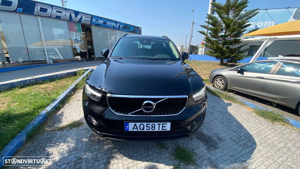 Volvo XC 40 1.5 T2 Momentum Plus - 7