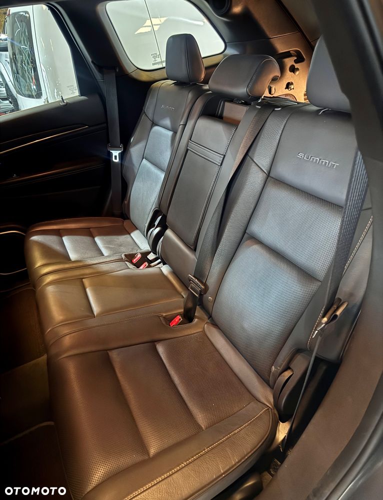 Jeep Grand Cherokee 5.7 V8 HEMI Summit - 33