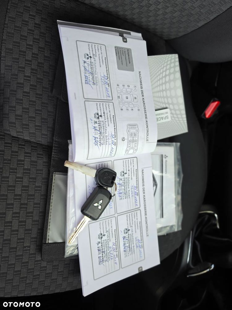 Mitsubishi Space Star 1.2 Clear Tec Color - 30