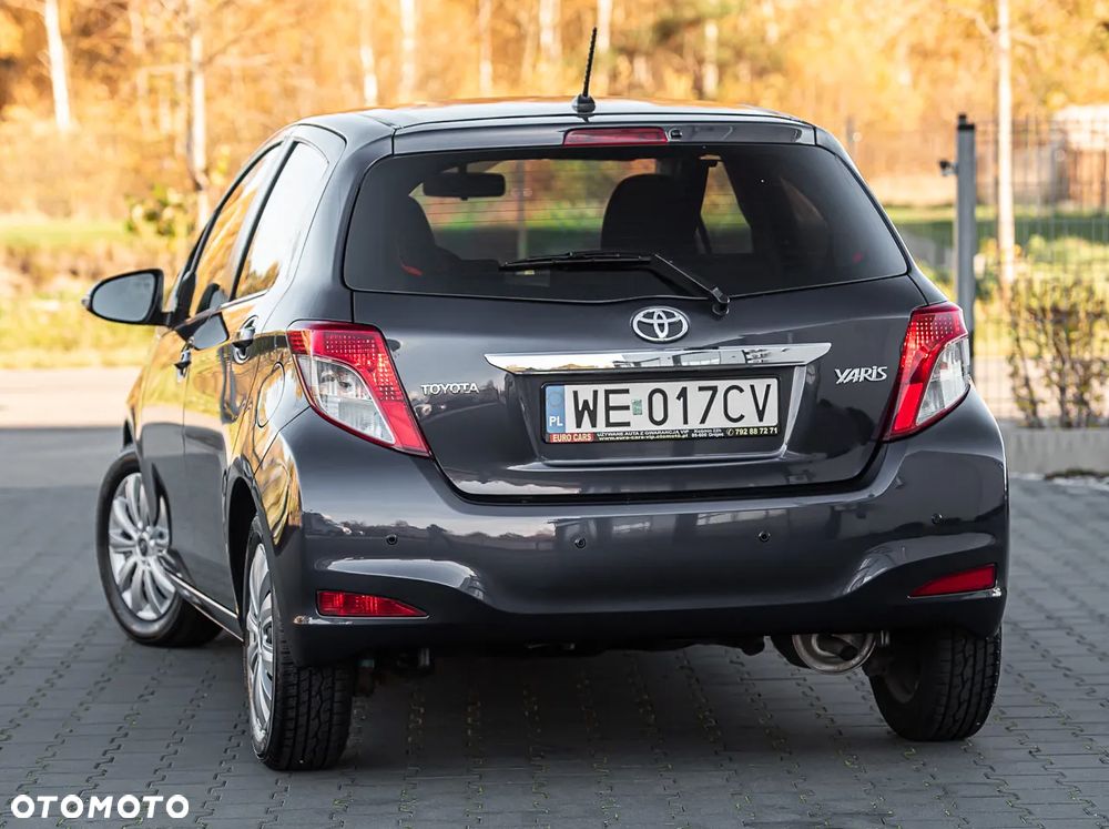 Toyota Yaris - 8