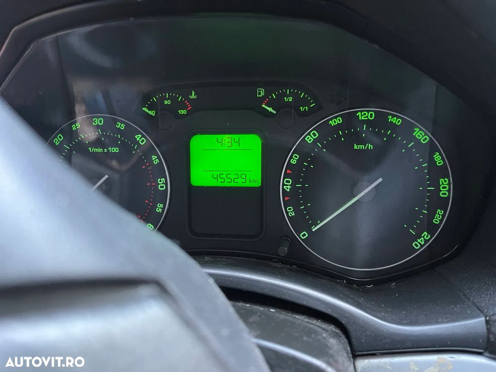 Dezmembrez Skoda Octavia 2 1,9 TDI BJB 2006 45.500 km gri inchis - 7