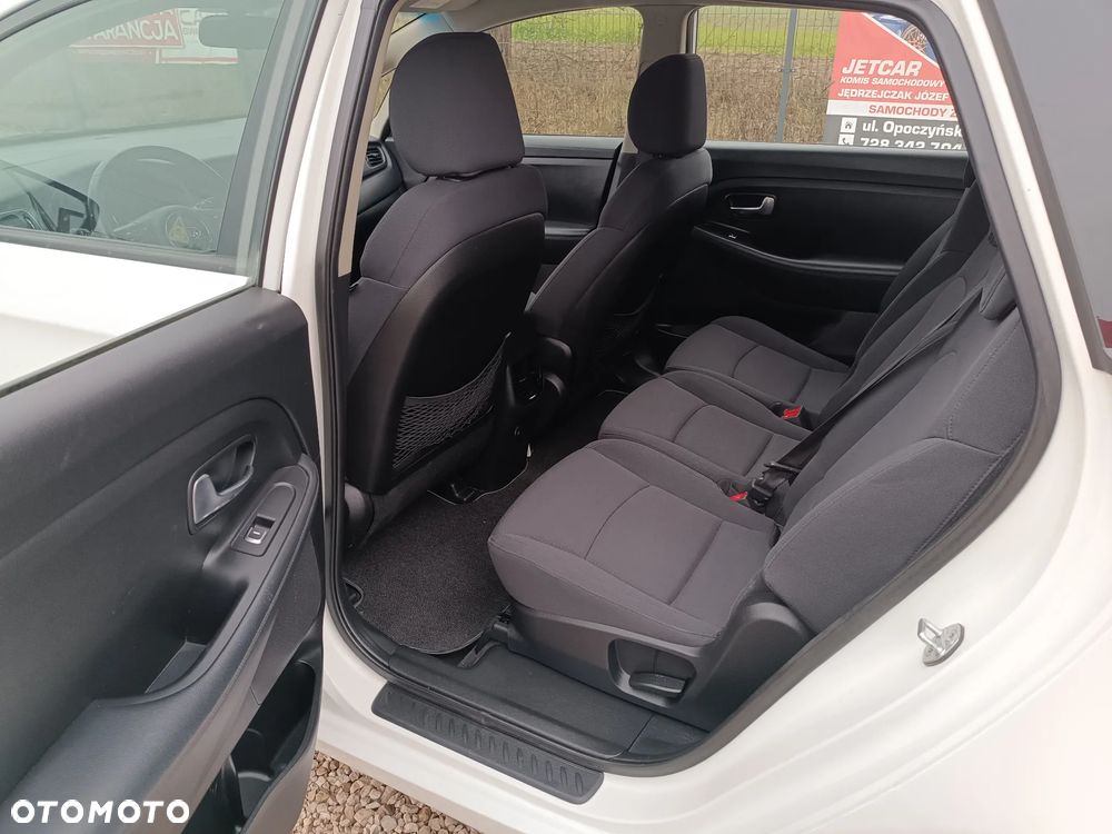 Kia Carens 1.6 CVVT Vision - 27