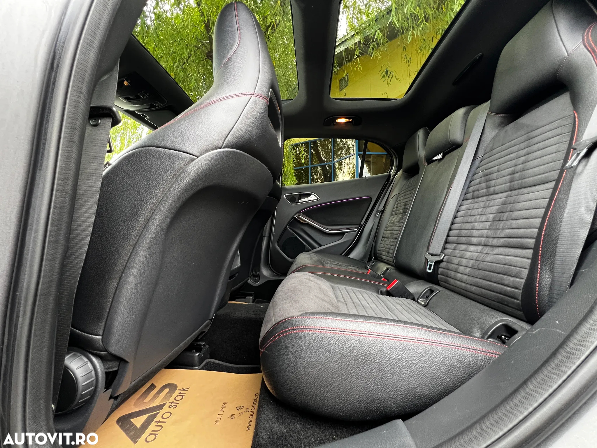 Mercedes-Benz GLA 200 d - 18