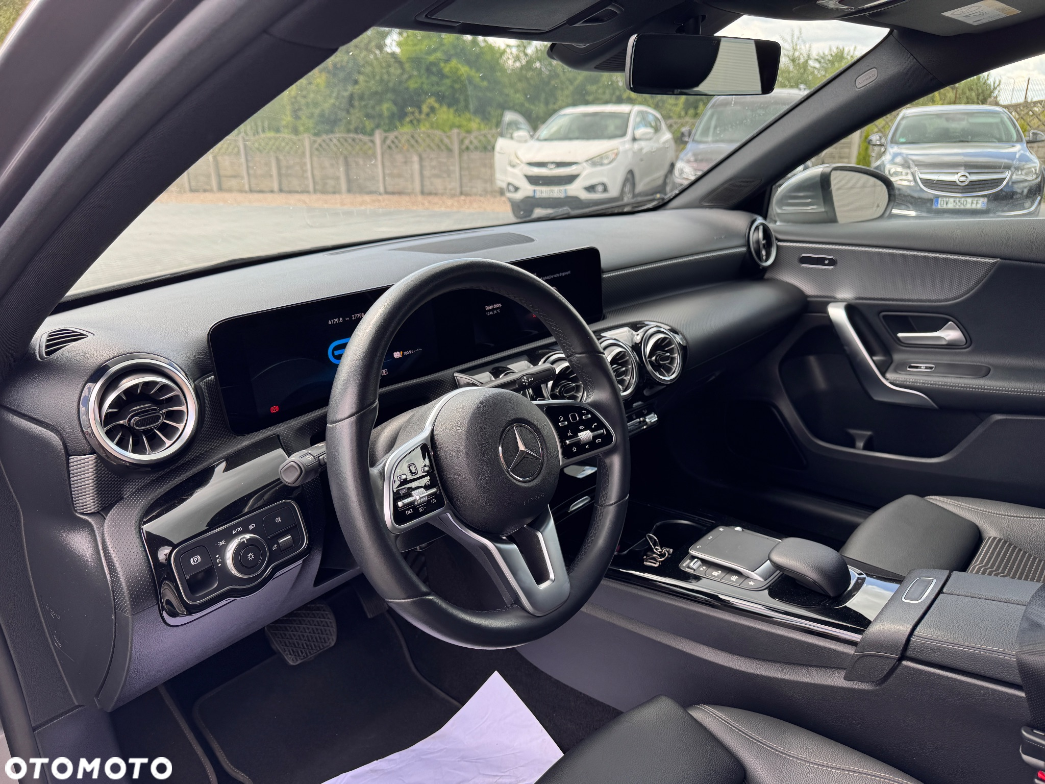 Mercedes-Benz Klasa A 250 e 8G-DCT AMG Line Advanced - 13