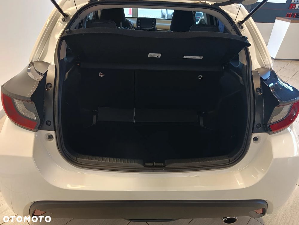 Toyota Yaris - 21