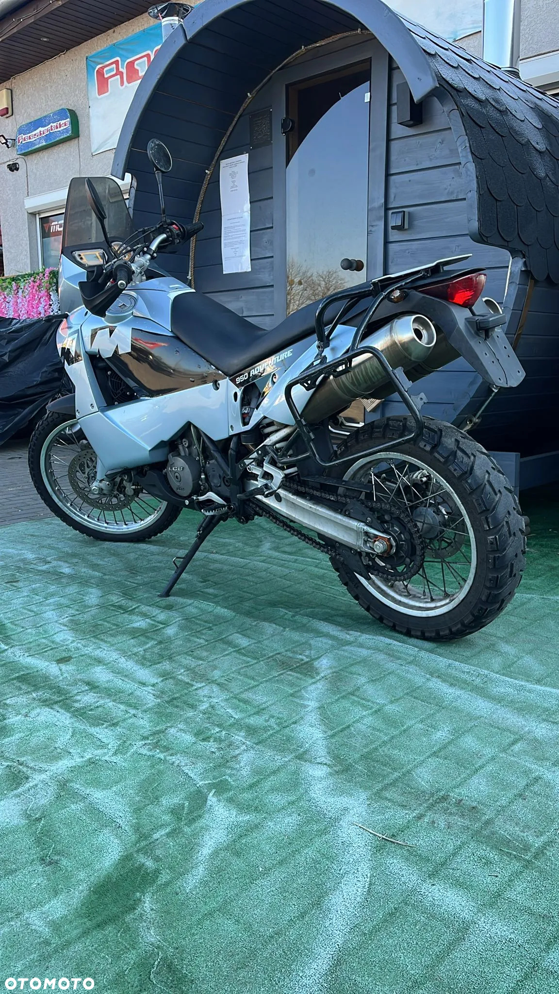 KTM Adventure - 2
