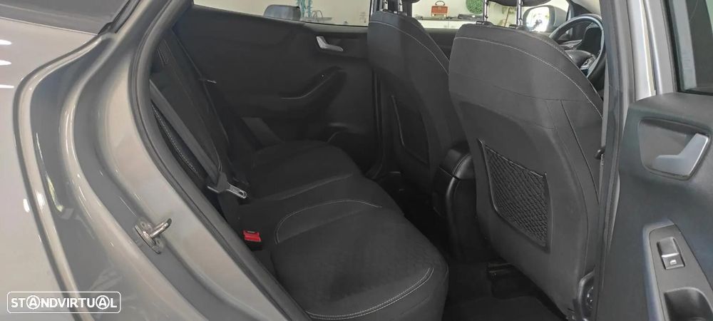 Ford Puma 1.0 EcoBoost MHEV Titanium Design - 22