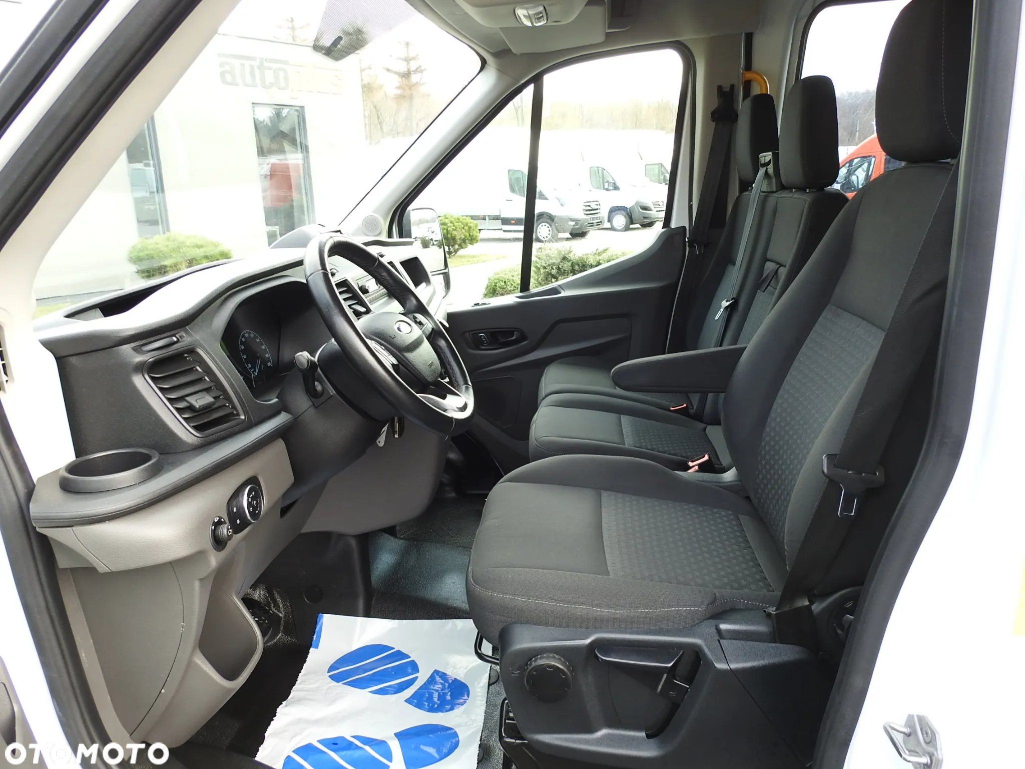 Ford TRANSIT  FURGON BRYGADÓWKA 6 MIEJSC TEMPOMAT LEDY KLIMATYZACJA 180KM [ U88643 ] - 23