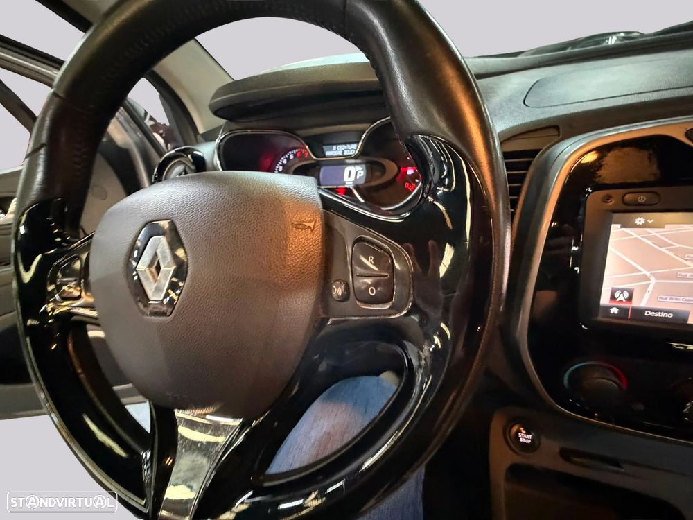 Renault Captur - 19
