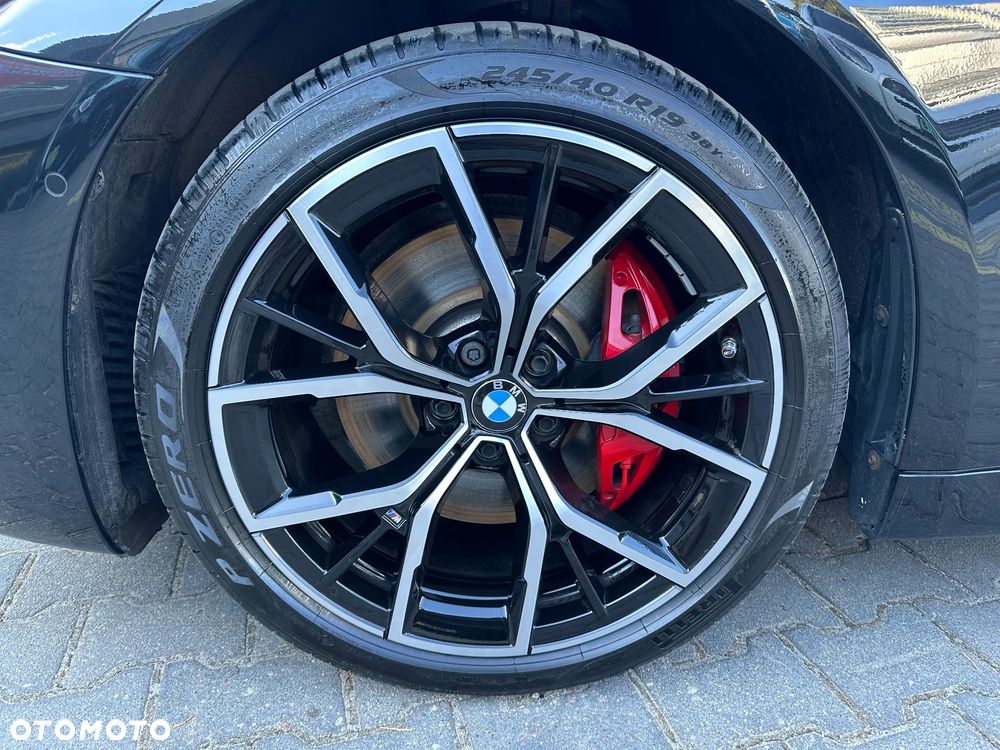 BMW Seria 5 530i xDrive mHEV M Sport sport - 24