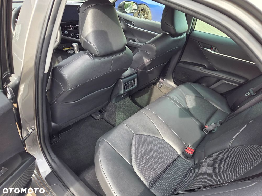 Toyota Camry 2.5 Hybrid Executive CVT - 15