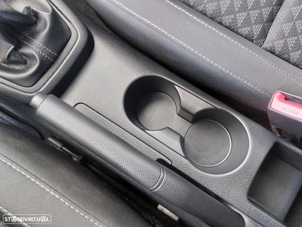 Kia Rio 1.2 CVVT Dynamic - 34