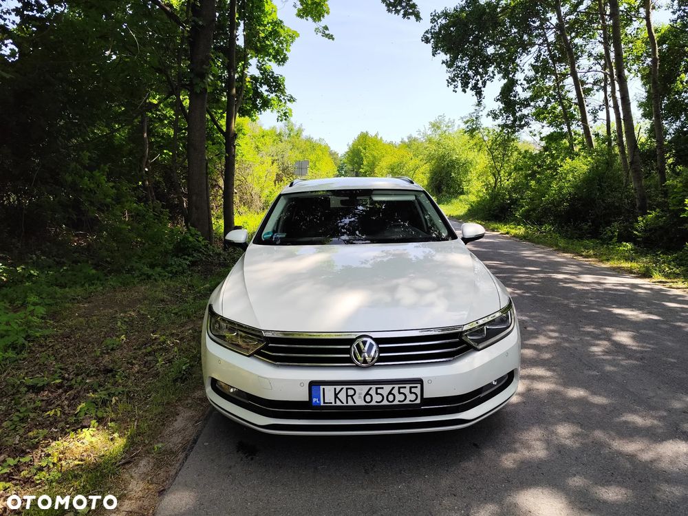Volkswagen Passat 2.0 TDI (BlueMotion Technology) Comfortline - 16