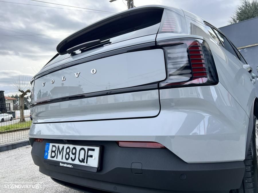 Volvo EX30 69 kWh Single Motor Extended Range Core - 18