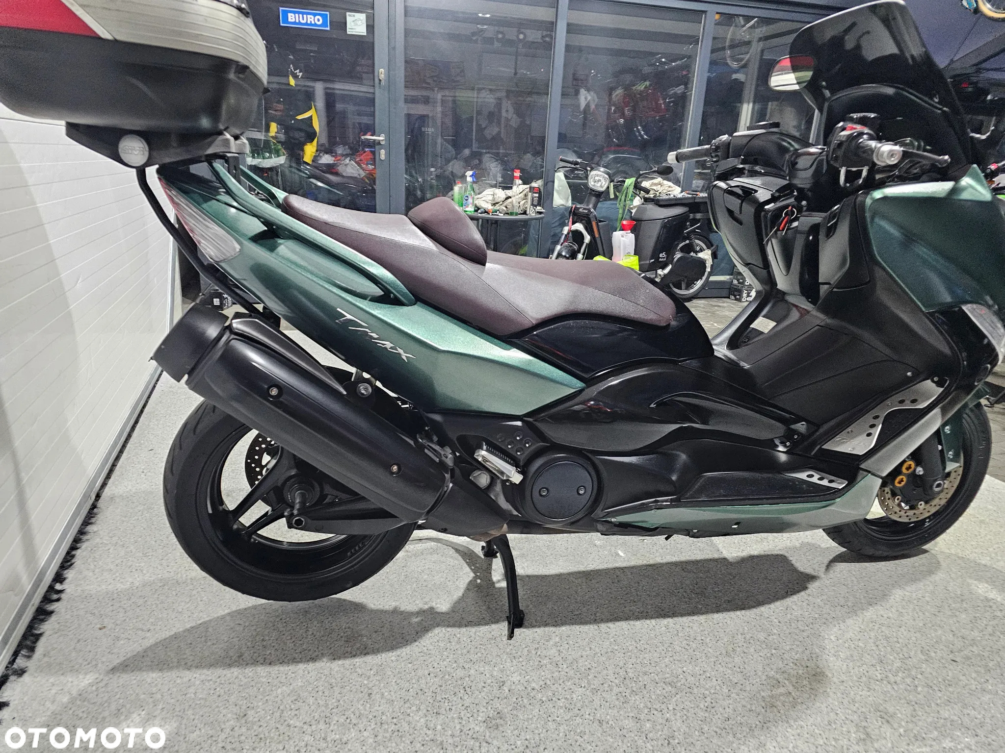 Yamaha Tmax - 18