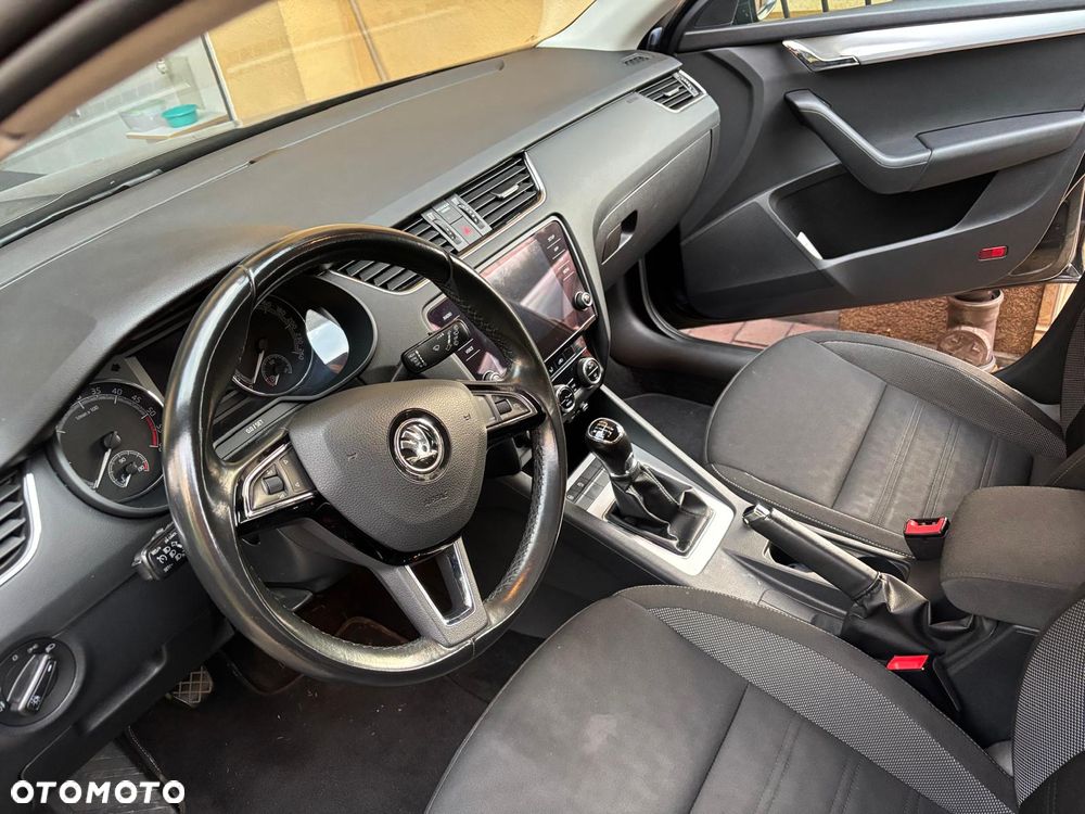 Skoda Octavia 1.6 TDI Ambition - 4
