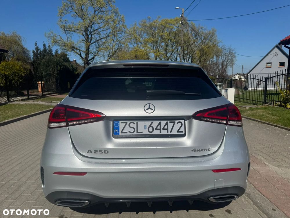 Mercedes-Benz Klasa A 250 4Matic 7G-DCT AMG Line - 4